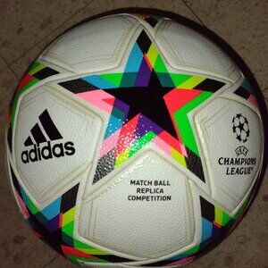 NWT UEFA Champions League Ball  Matchball Replica